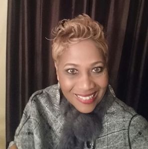 Meet your Posher, Joann